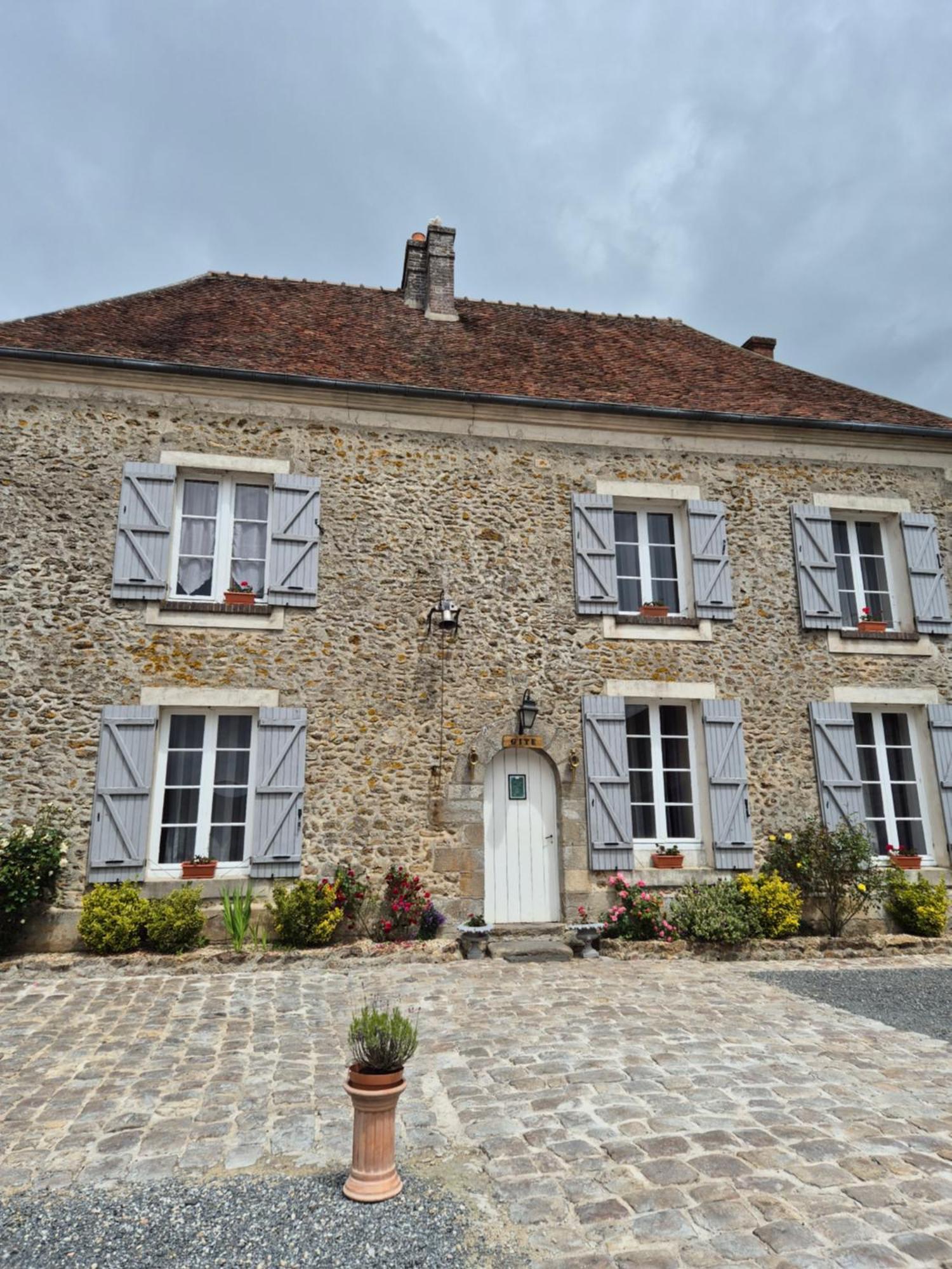 Domaine De La Ferme De Jean Grogne Fontenay-Trésigny Exterior foto